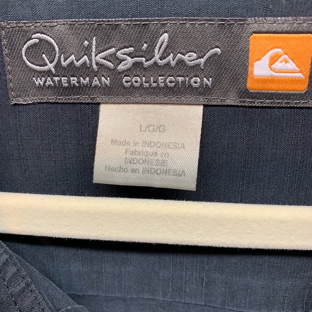 Quicksilver Waterman Collection Black Button down - Picture 3 of 5